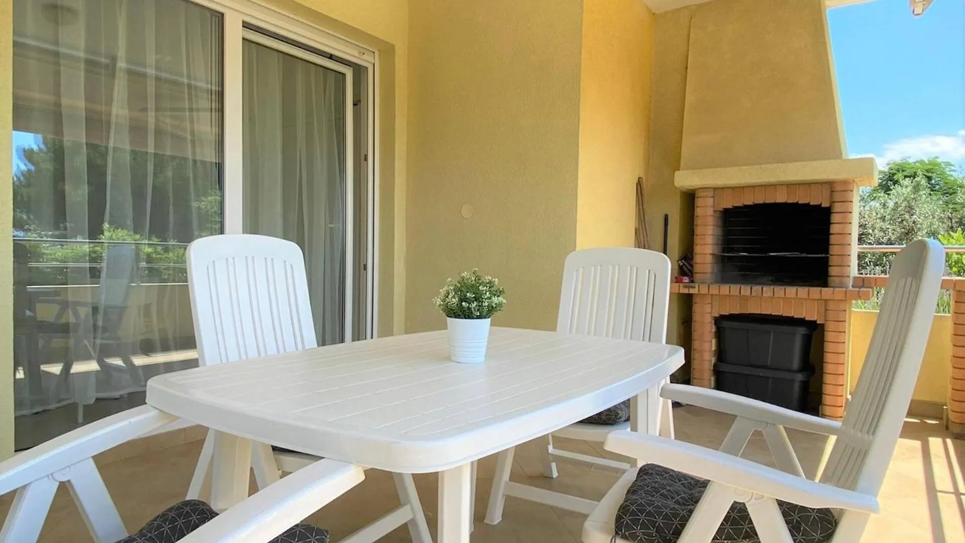 Cozy Apartment Mediterraneo Krk Town