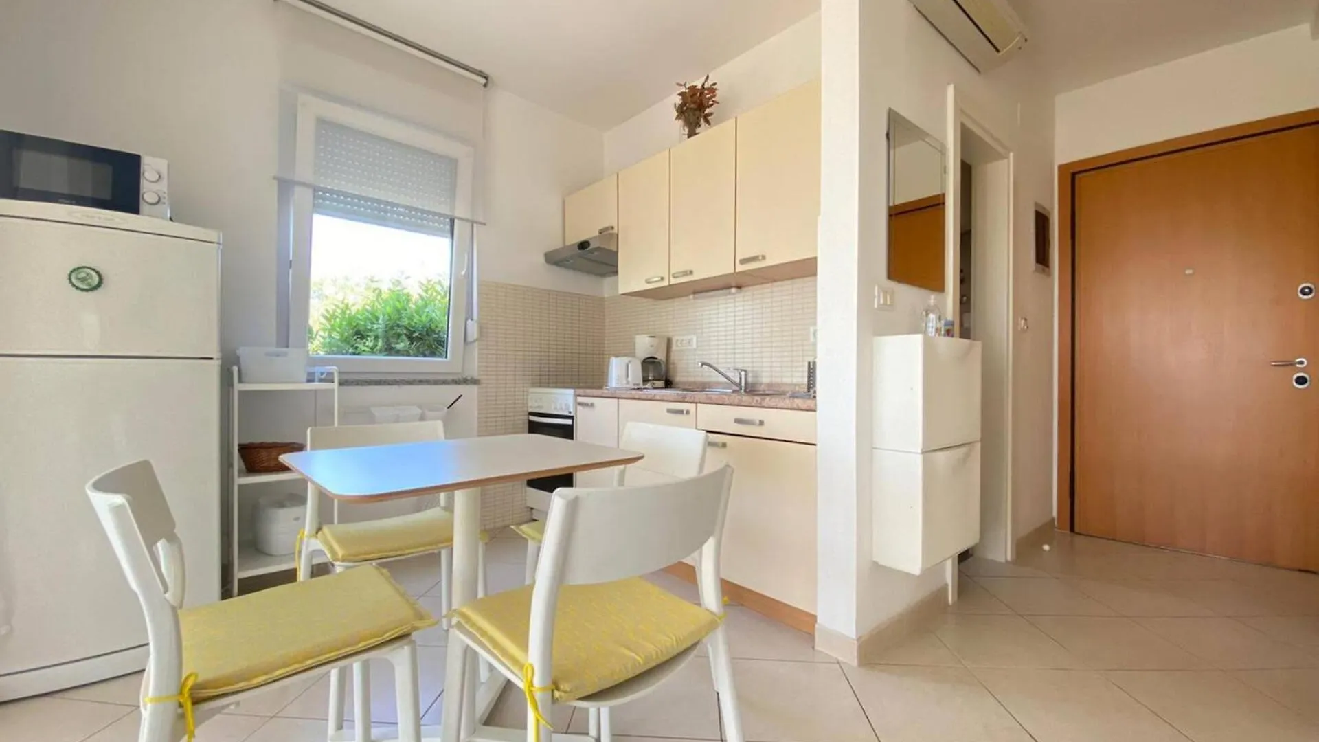Cozy Apartment Mediterraneo Krk Town